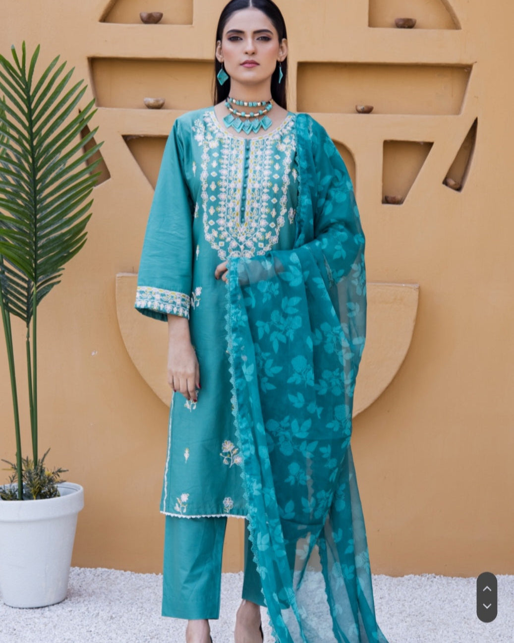 Luxury Lawn with Fine Embriodary 3Pc