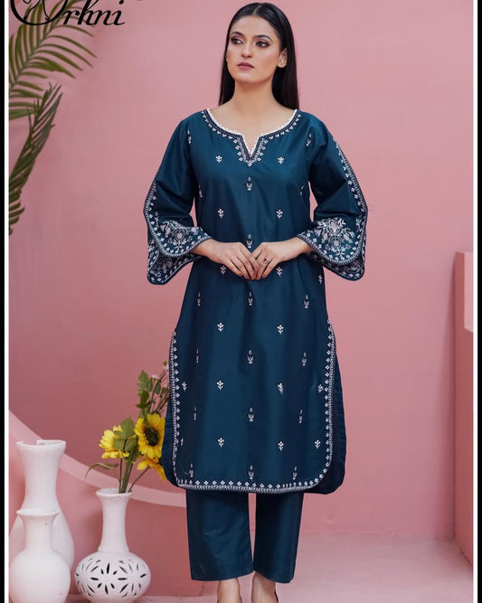 Luxury lawn 2PC